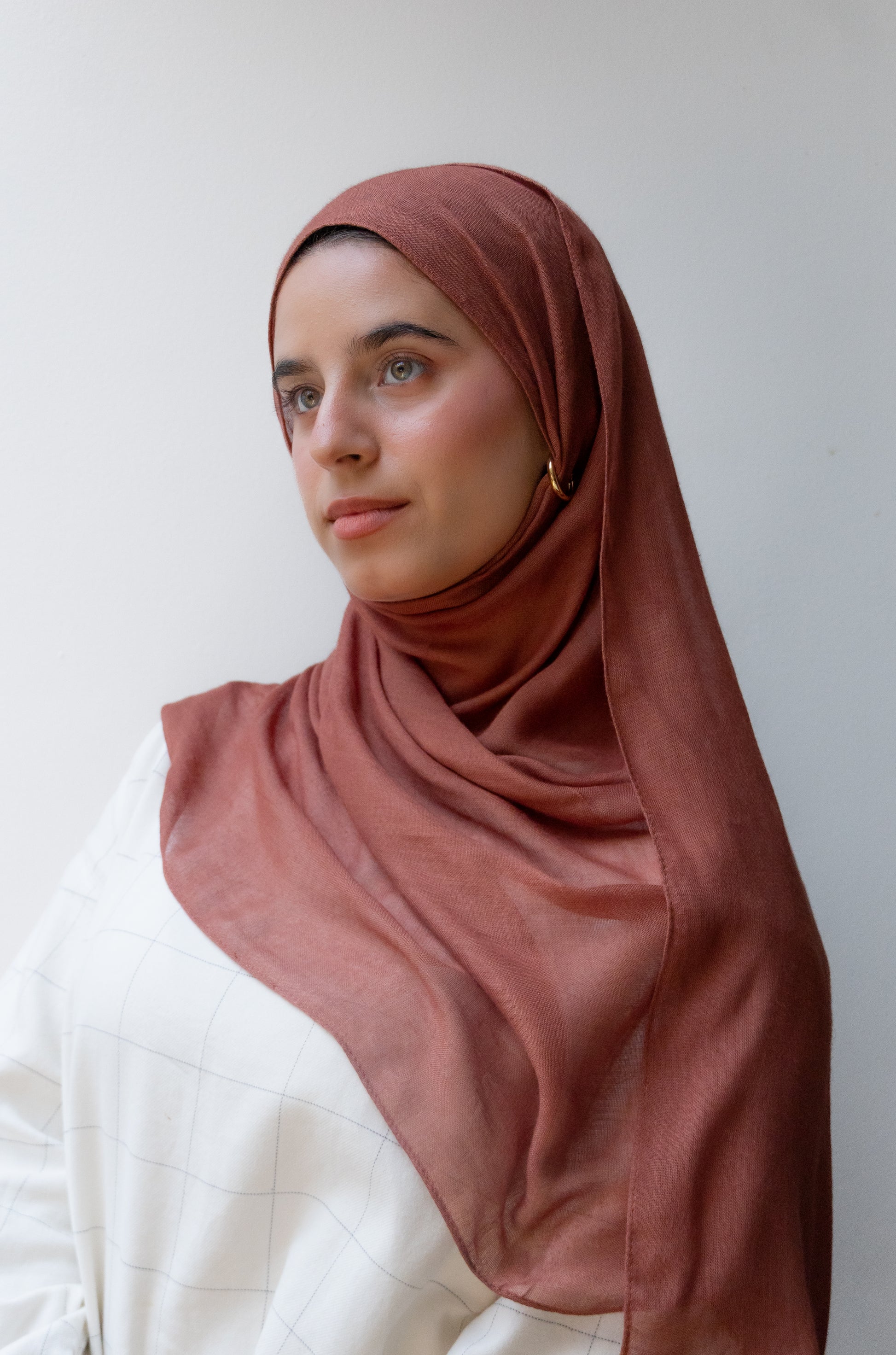 Premium Modal Hijab - DARK AMBER